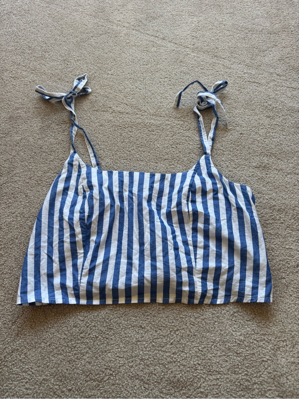 Old Navy white and blue striped crop top